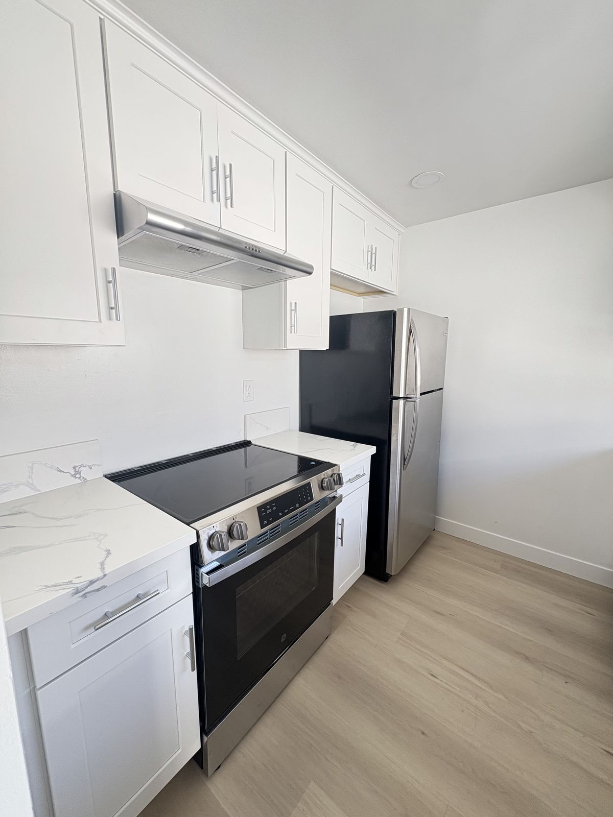 Kitchen Cabinet Installation Culver City